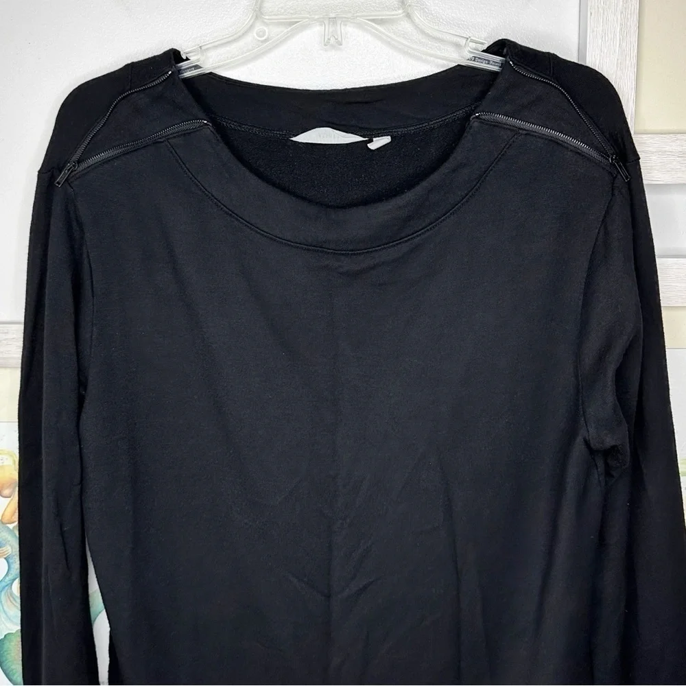Athleta Black Boatneck Shoulder Zip Pullover Sweater Women’s Size Small